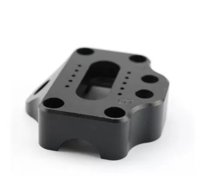Piezas giradas CNC personalizadas 4 Ejes, Repuestos de aluminio para remolques Accesorios