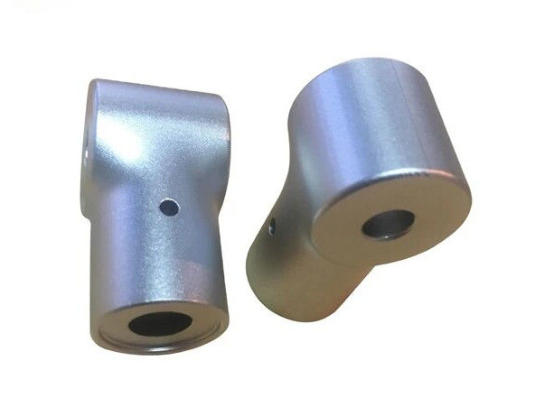Partes fabricadas a medida por CNC para máquinas industriales con densidad de material de 2,7 G/cm3